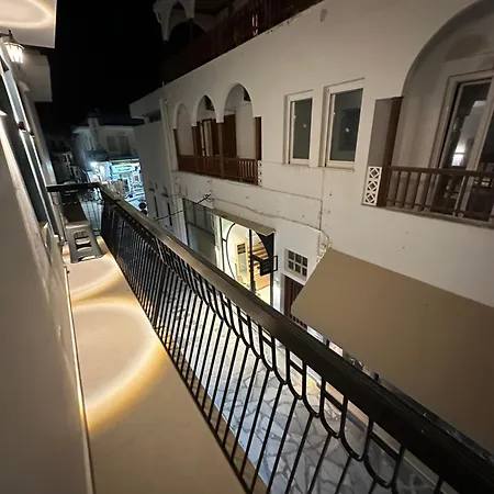 Tinos Inn Apartment Appartement